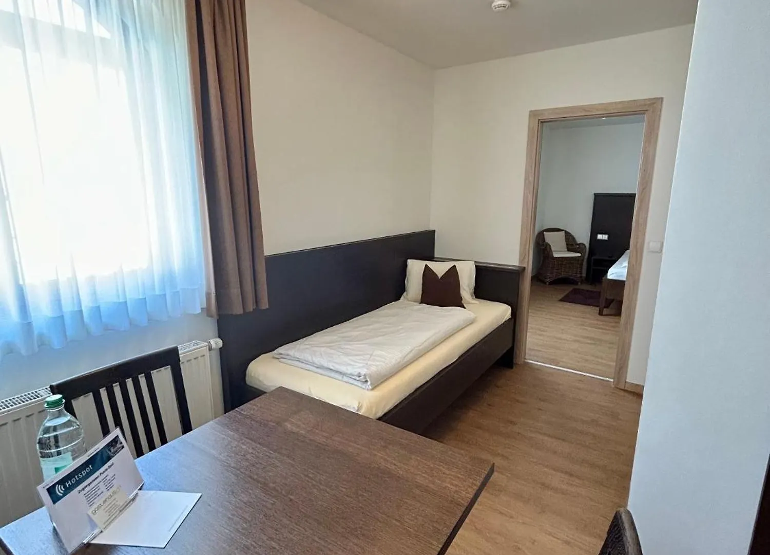 Gaestehaus Am Lindenhain Erding 0*,  Germania