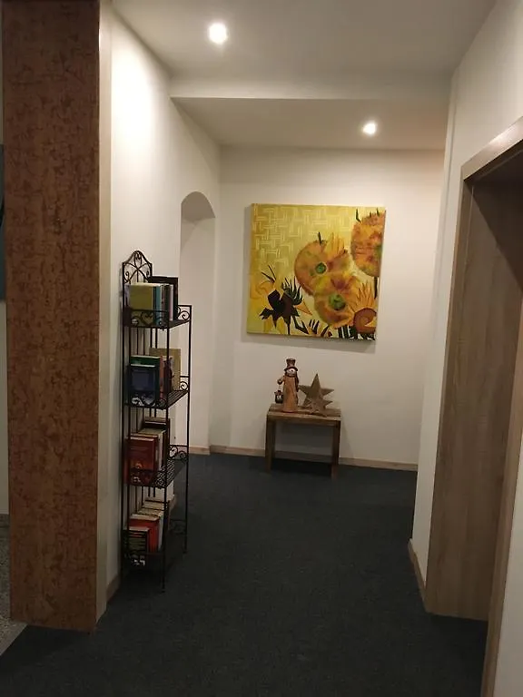 Gaestehaus Am Lindenhain Erding Apartment