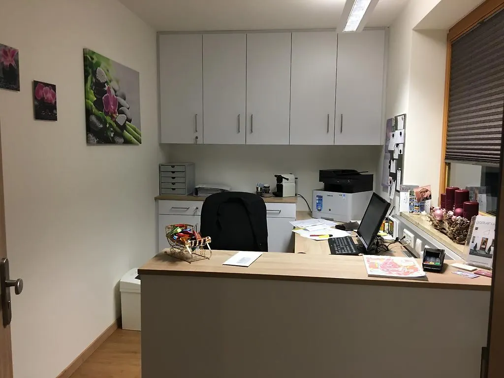 Gaestehaus Am Lindenhain Erding 0*,