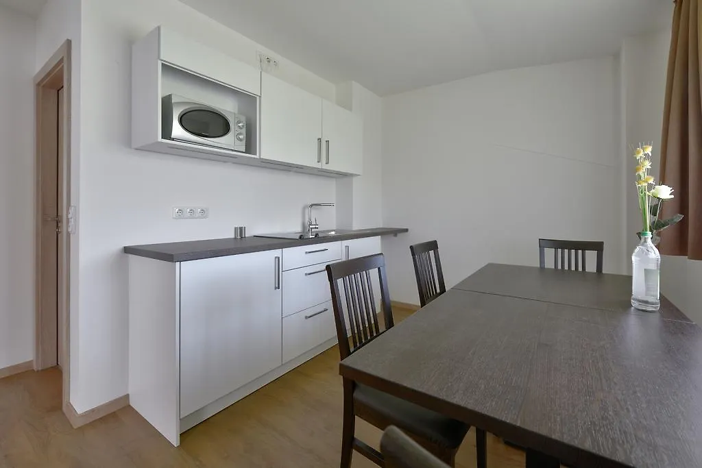 Gaestehaus Am Lindenhain Erding 0*,  Almanya